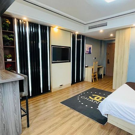 G.C Royal Hotel Аккра Экстерьер фото